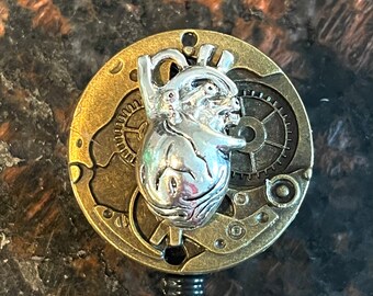 Portatarjetas Steampunk Caduceo: Símbolo médico, colgante de bronce
