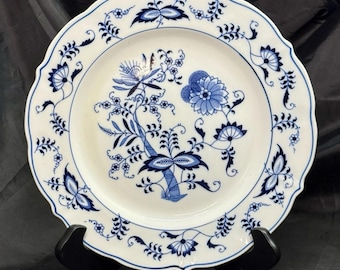 Vintage Blue Danube Dinner Plate: Blue Onion Design, Made in Japan