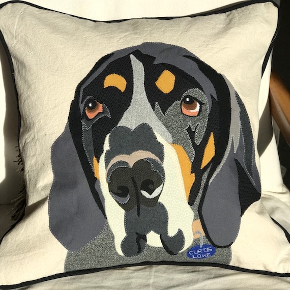 pet portrait pillow