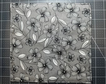 Grau Blumen Einstecktuch, klein 21cm, Strang mit schwarzer Rückseite