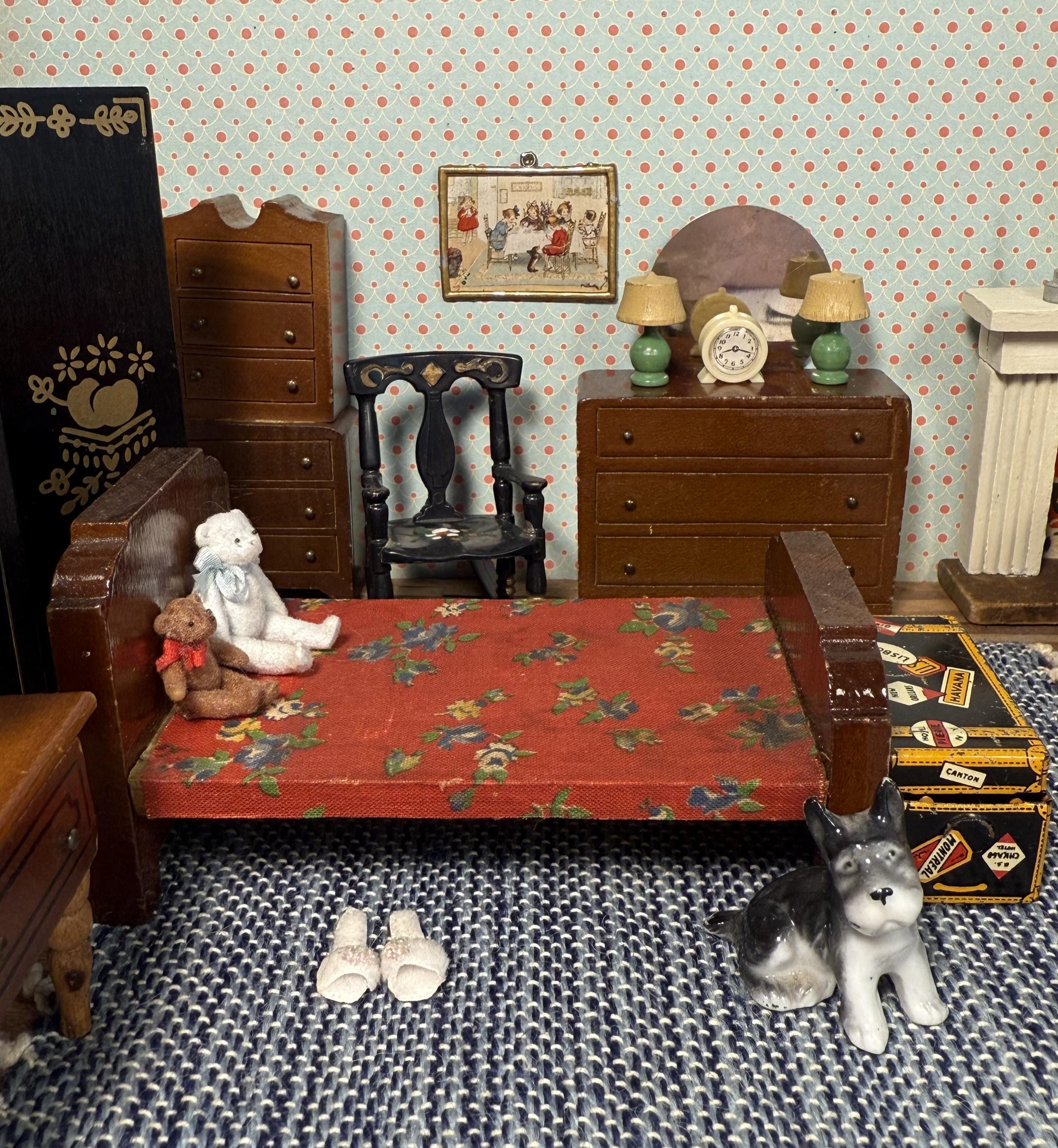 Miniature Kage Bed, Original Red Floral Cotton Fabric, Vintage 1930s-40s, 1:16 Dollhouse Bedroom