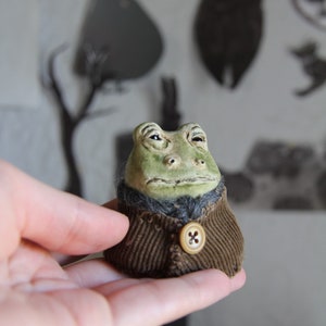 Sir Charles the Frog image 2