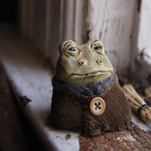 Sir Charles the Frog image 8