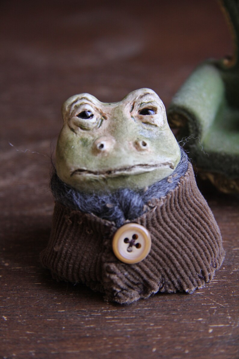 Sir Charles the Frog image 4