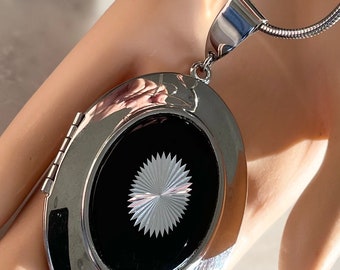 Park Lane medaillon ketting extra groot zilver zwart gesigneerd 3&quot; hanger 17&quot; ketting foto&#39;s