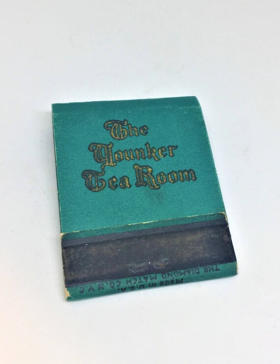 Yonker Store Tea Room Matchbook Matches Des Moines Landmark Paramount Orpheum Theatre Advertising 1 00 For Dinner Theatre Dancing