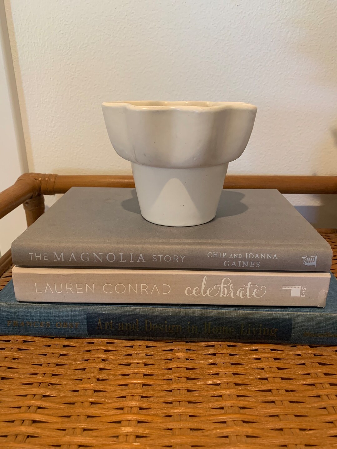 Vintage Imperial Pottery USA F1 White Scalloped Pot Etsy