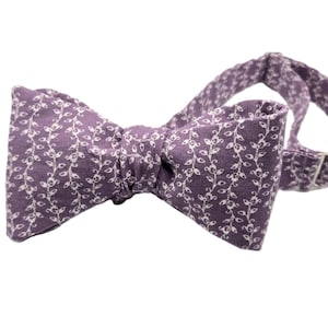 Lavender Vines - Handmade Cotton Butterfly Bow Tie