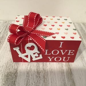 Valentine's Day Mini Book Stack | Valentine Tiered Tray Mini Book Set ...