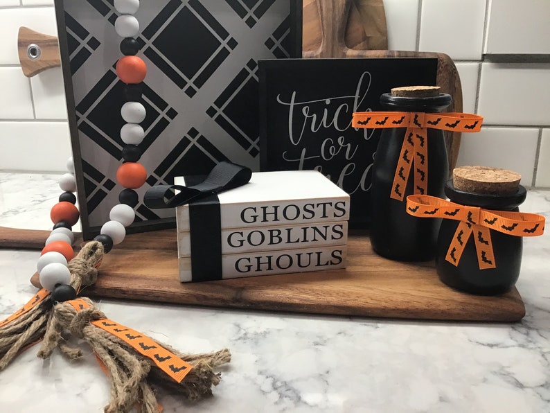 /& Ghouls| Tiered Tray Mini Book Set Faux Book Halloween Decor Goblins Mini Halloween Book Stack |Ghosts Set of 3 Faux Books