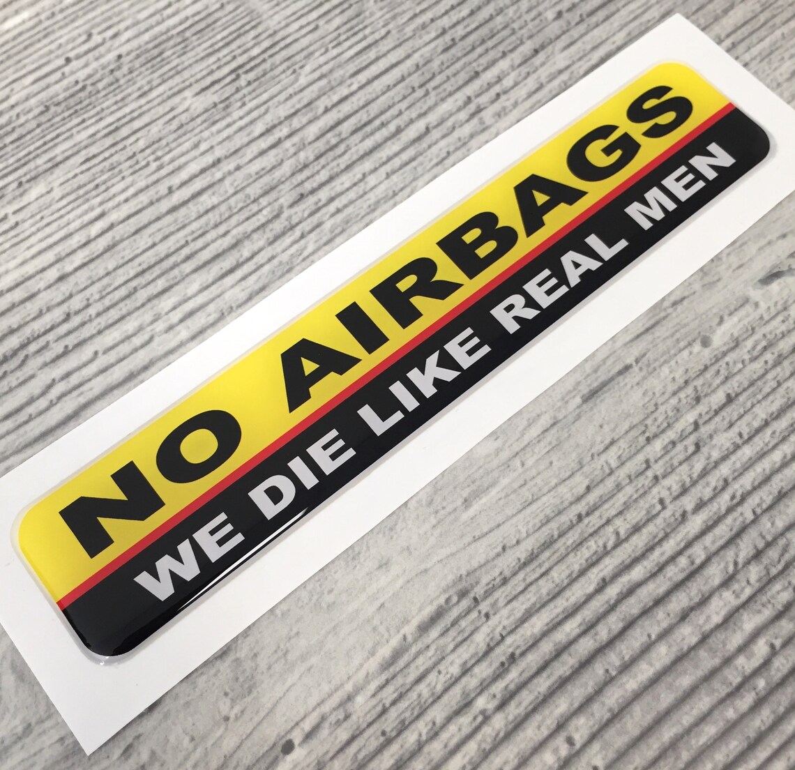Vinyl-Aufkleber 'No Airbags We Die Like Real Men' – 18x3,5 Cm, Gelb, Wasserfest Für Auto & Mehr