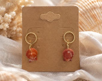 Pendientes rojos con forma de concha