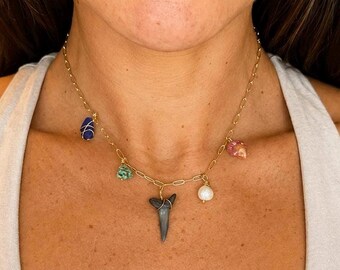 Collar con dije de Poseidón