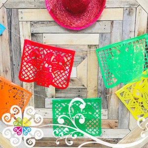 Large Fiesta - Plastico Picado - Mexican Party Decor - 5 de Mayo Decor