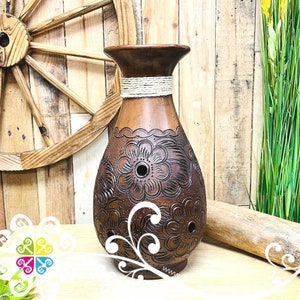 Flower Vase - Barro Vidriado Oaxaca