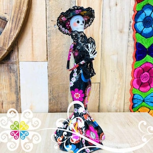 Small Paper Mache Day of the Dead Decor - Catrina Statue - Mexican Catrina