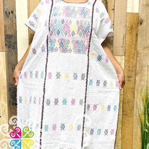 Huipil Amuzgo Multicolor - Fino Dress - Mexican Elegant Dress - 5 de Mayo Outfit