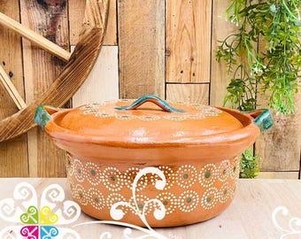 Large Puntos Capula Sencillo Tall Cazuela Barro con Tapa - Capula Sencillo Clay Cazuela