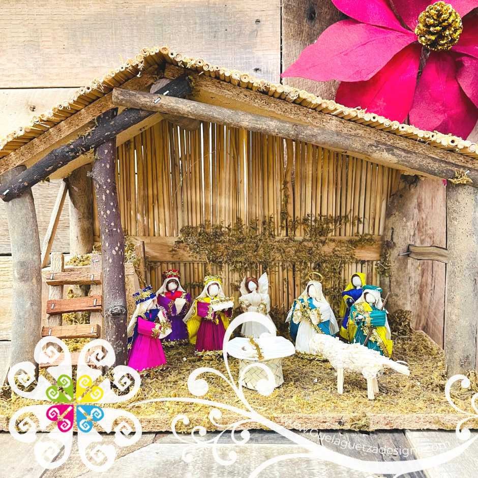 Buy 35 Ounce Decorative Nativity Straw Christmas Hay Bales Natural Decorative  Straw Mini Hay Bales Decoration for Table Hay Bales for Scene Decoration  Crafts Online at desertcartEGYPT