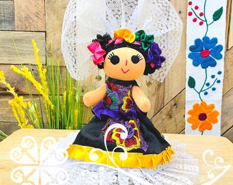Oaxac Istmena Mexican Doll - Handmade Otomi Lele Doll - Muneca - Unique Gift
