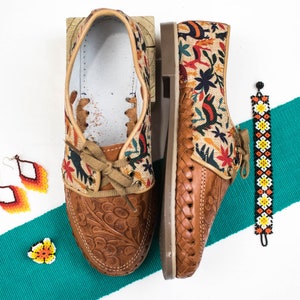 Artisan Leather Women Loafers - Mexican Shoe - Otomi Birds Design