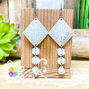 Jicara Rhombus Artisan Earrings - Earrings - Handmade Earrings - Mexican Authentic Earrings