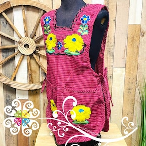 Burgandy Escapulario Embroider Apron - Mandil Artesanal