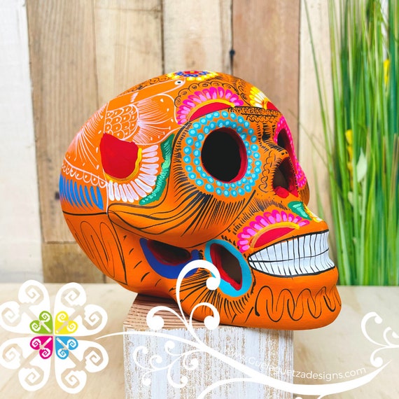 Calavera De Azúcar Monocromática Decorativa, Calaveras Para El Día