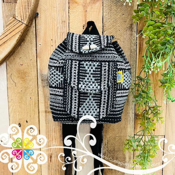 raines backpack Rains® Mini in Navy for €79.90 Admin Color:Lost Sasquatch this rucksack guarantees durability New Lululemon Everywhere Belt