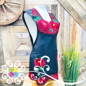 Black and Red Big Flower Embroider Apron - Mandil Artesanal - Mexican Apron - Mandil Hombre