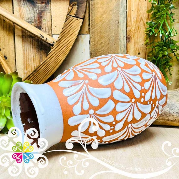 White Natural Espiga Plumeado Florero Ovulo - Florero Barro - Authentic Mexican Vase - Florero de Barro