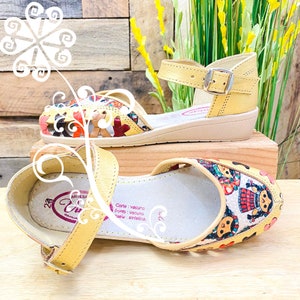 Soft Gold with Otomi Dolls - Flat with Buckle - Mexican Flats