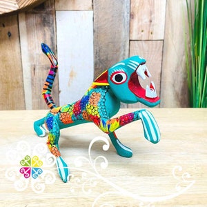 Medium Jaguar Alebrije - Handcarve Wood Decoration Figure - Alebrije Oaxaca - Home Decor