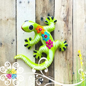 Medium Hand Paint Clay Lizard - Mexican Lizard Decor