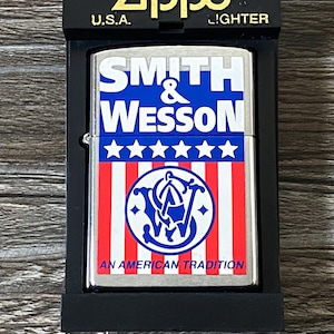 Zippo - 2000 Smith & Wesson 'American Tradition' Zapalniczka Zippo, trudna do znalezienia, jak nowa w pudełku
