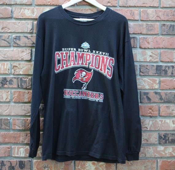 tampa bay bucs long sleeve shirt