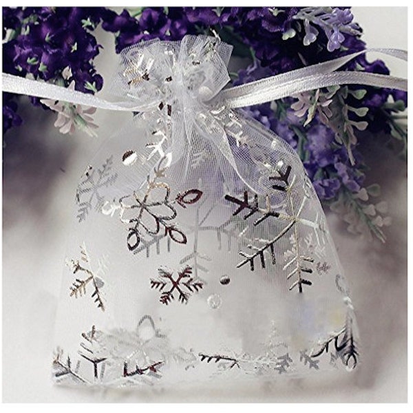 100 Snowflake favor bags Christmas Organza Bags Frozen Party Favors Gift Bags  Winter Wedding Drawstring bags Soap Gift Jewelry Bag