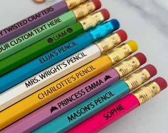 Crayons cadeaux personnalisés | Nom personnalisé ou dicton | Petit volume | Cadeaux d'anniversaire et d'événement