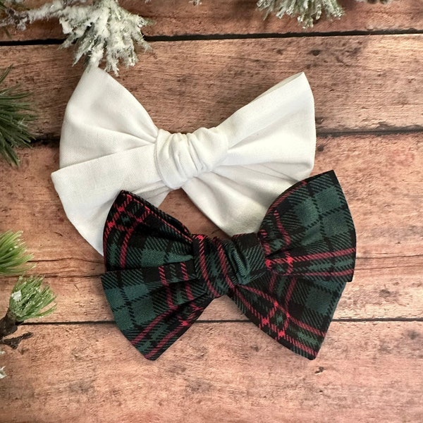 Winter Hair Bow, Christmas Plaid Bow, Christmas Hair Bow, Ivory Hair Bow, Green Hair Bow, Tartan Bow, Newborn Headband Bow, hair accessory