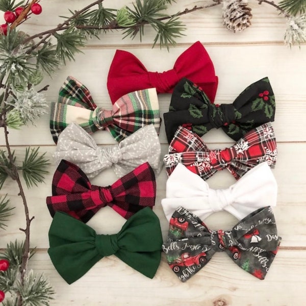 Christmas Hair Bows, Christmas Hair Clip, Winter Hair Bow, Plaid Bow, Holiday Hair bows, Green Hair bow, Red Hair Bow, newborn headband bow