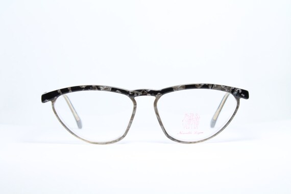 Swing lunette sale