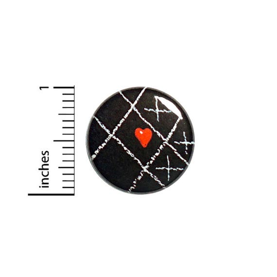 Cute Tic Tac Toe Heart Chalkboard Button Badge Pin Geeky Valentine Love 1 Inch #50-6