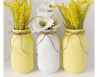 Yellow Mason Jars, Yellow And White Centerpieces, Lemonade Theme, Lemonade Centerpieces, Lemonade Party Decorations