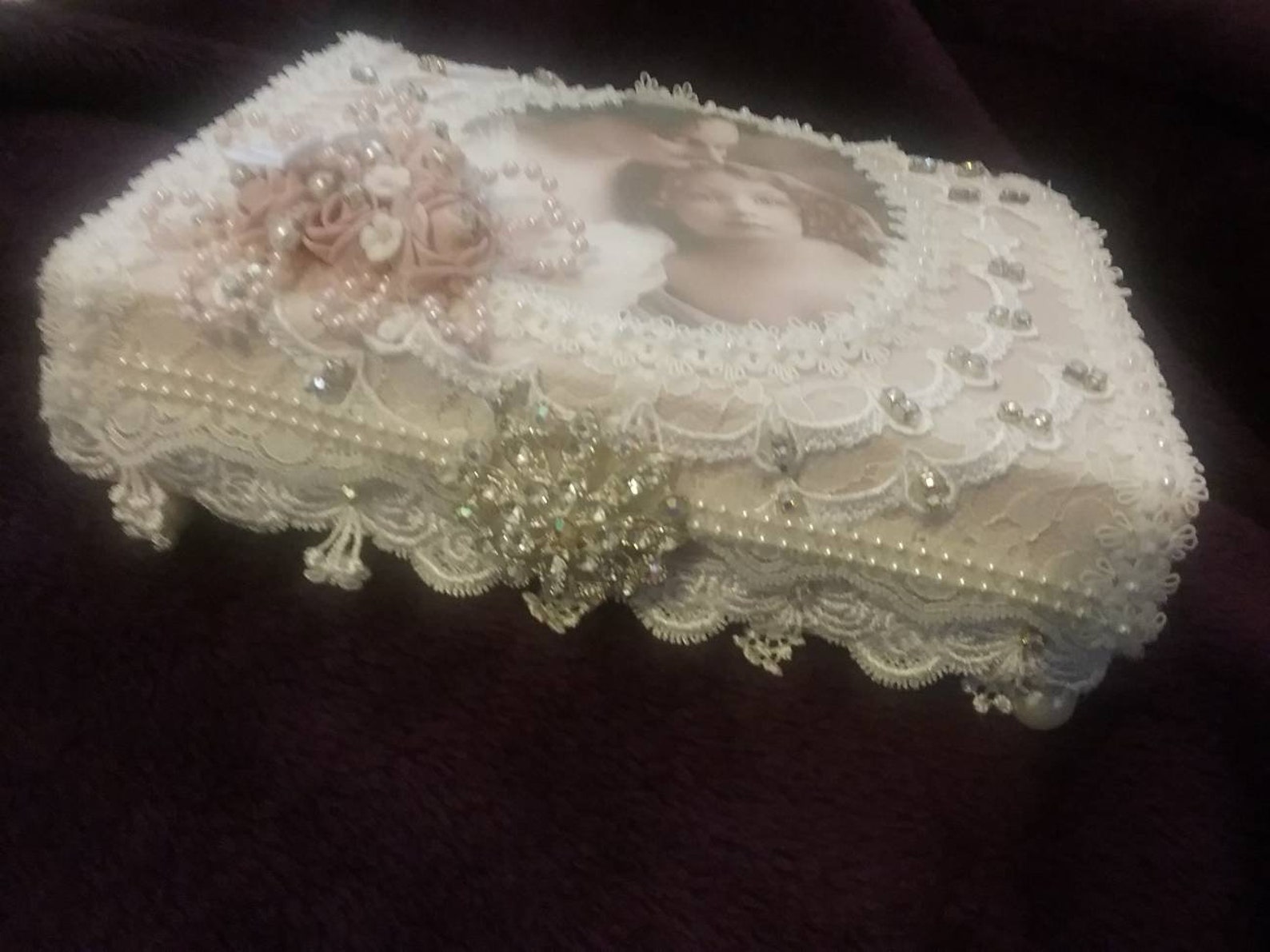 ballet shoes, lace shoes, lace ballet shoes, bloche shoes, on pointe shoes, decorated shoes, shoes in a box, dance shoes