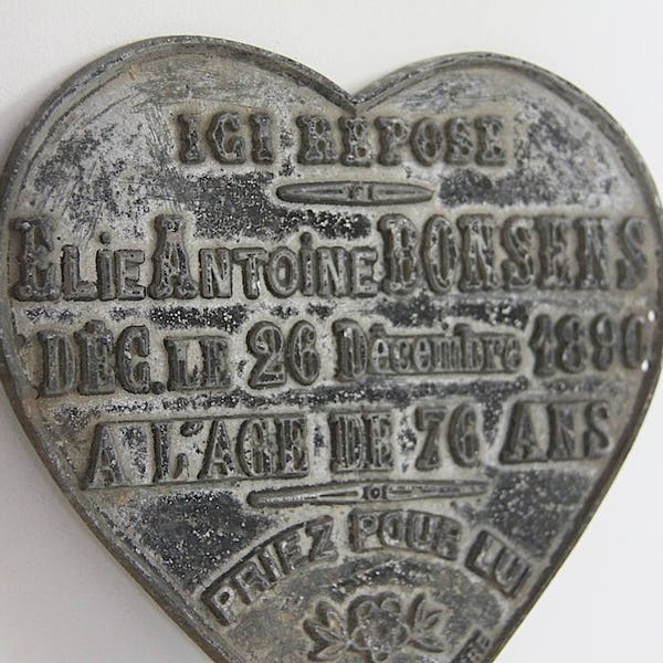 French Antique Cast Metal Memorial Heart, Grave Plaque, Heart Shape Plaque, Nordic Living, 1890s