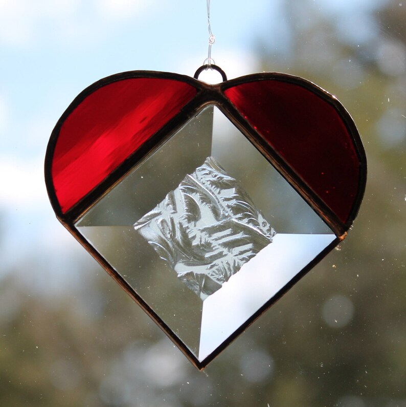 Stained Glass Heart Red Glue Chip