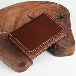 Cartera Shell Cordovan con Bolsillo Frontal / Cartera Compacta de Piel Cordovan