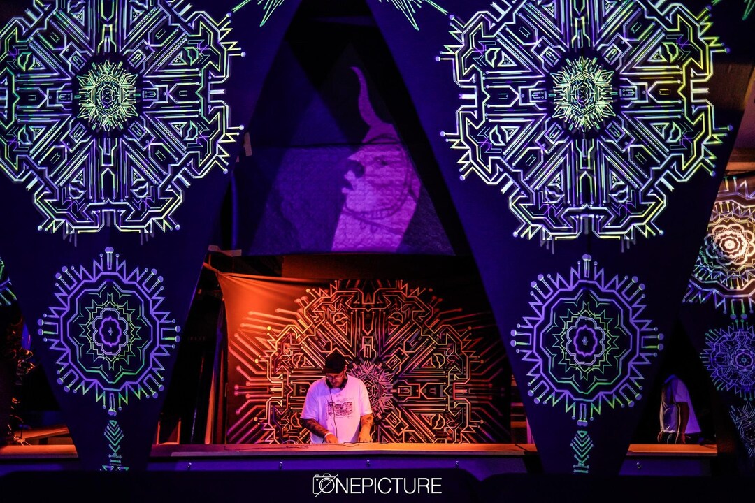 Large Psychedelic Blacklight Tapestry for DJ Booth Decor Mandala ...
