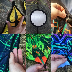 Puede incluir: Un conjunto de seis paneles de tela coloridos con diferentes dise&ntilde;os. Cada panel tiene un borde negro alrededor de los bordes. Los paneles est&aacute;n hechos de una tela fina y ligera y tienen una variedad de patrones abstractos y geom&eacute;tricos.