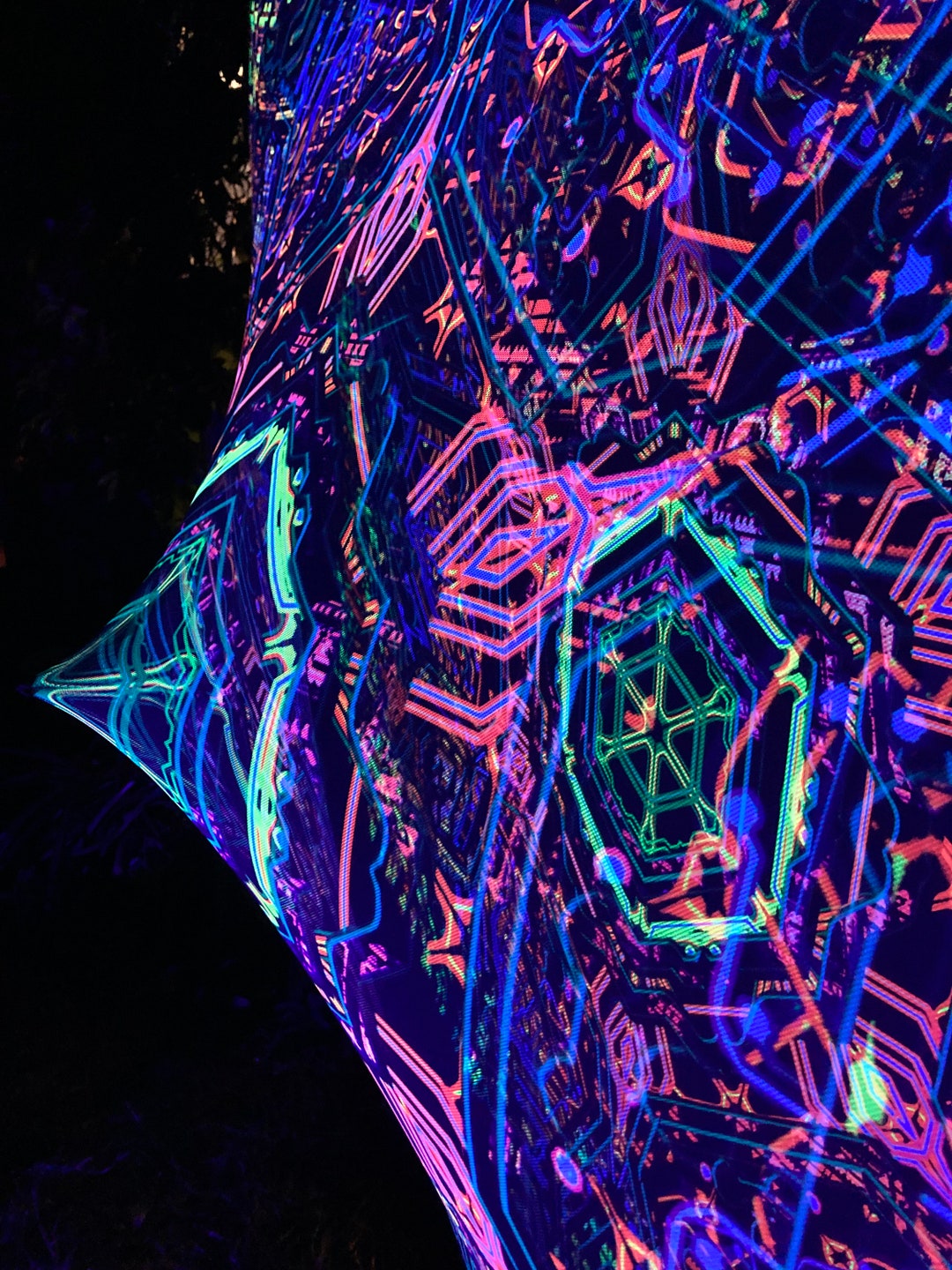 2 Layers Blacklight Art Print: Mesh Fabric + Lycra Print Installation ...